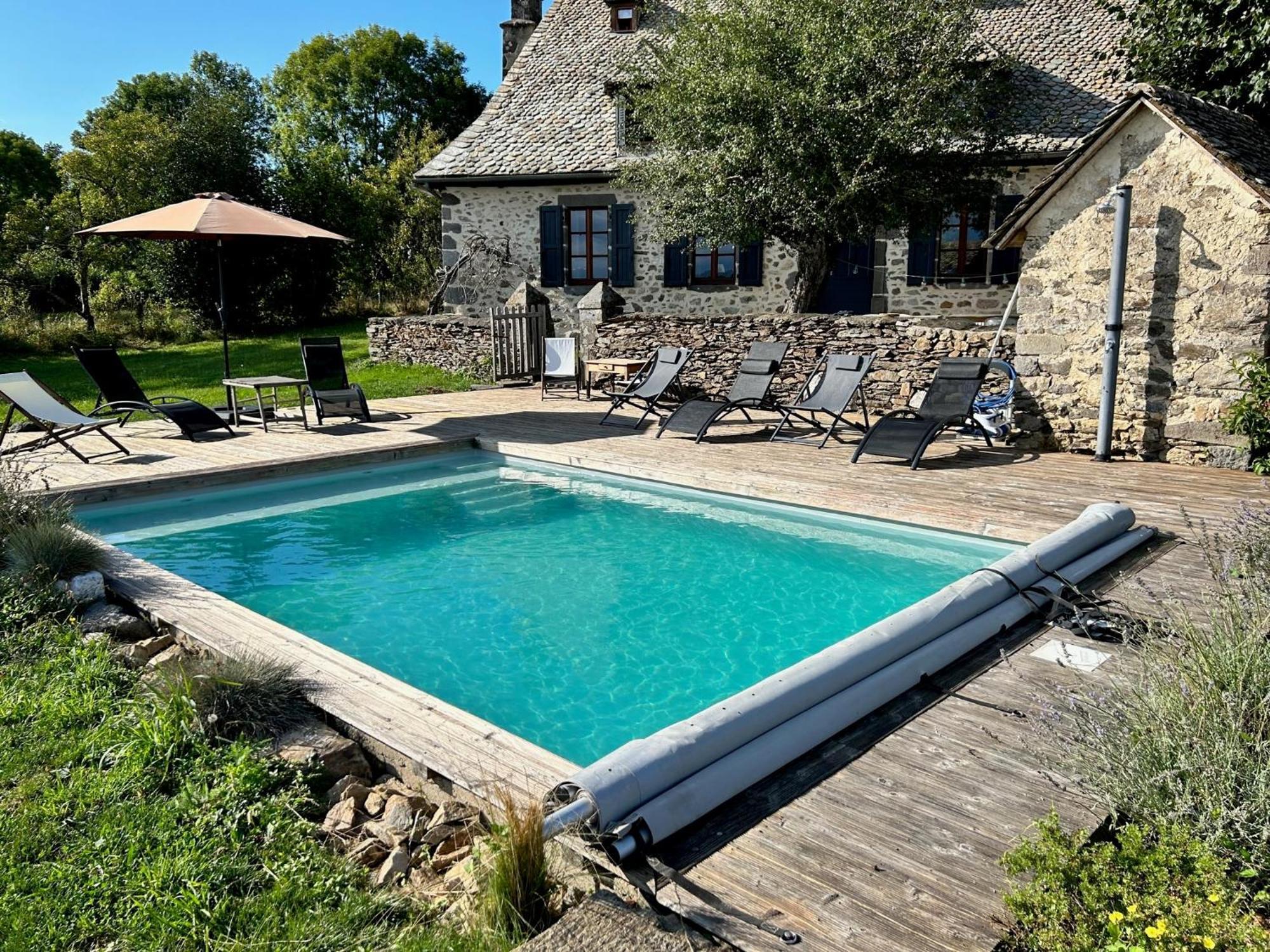 Maison typique Auvergnate, piscine et four à pain Saint-Christophe-Les-Gorges Exterior foto